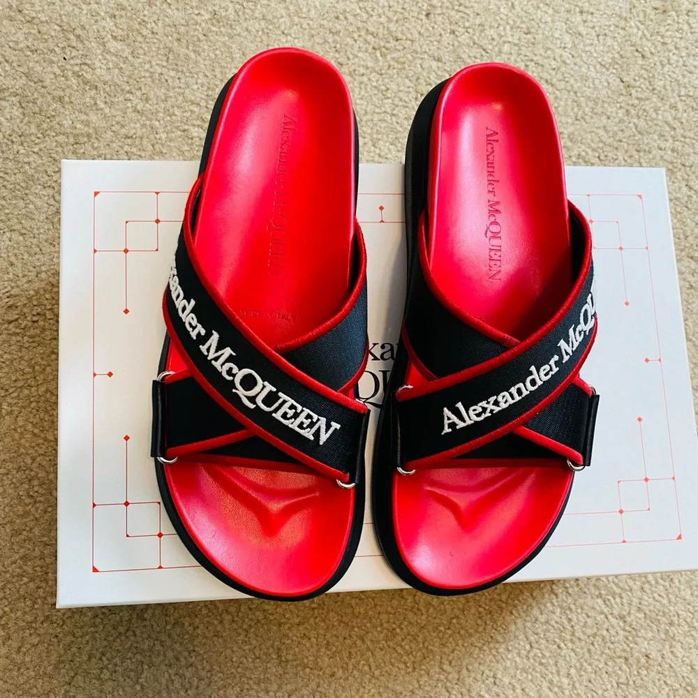 Alexander McQueen Men's Red and Black Sandals - Picture 1 of 6